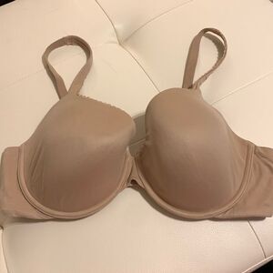 Victoria's Secret 38D Body by Victoria lined perfect coverage underwire nude